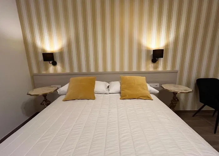 Maritza 2 ゲストハウス 4*