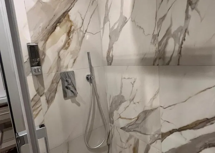 ゲストハウス Maritza 2 4*